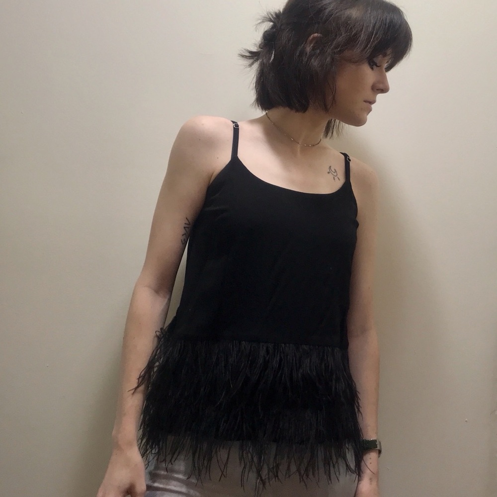 Design Lab Feather Tank - Picture 2 of 4
